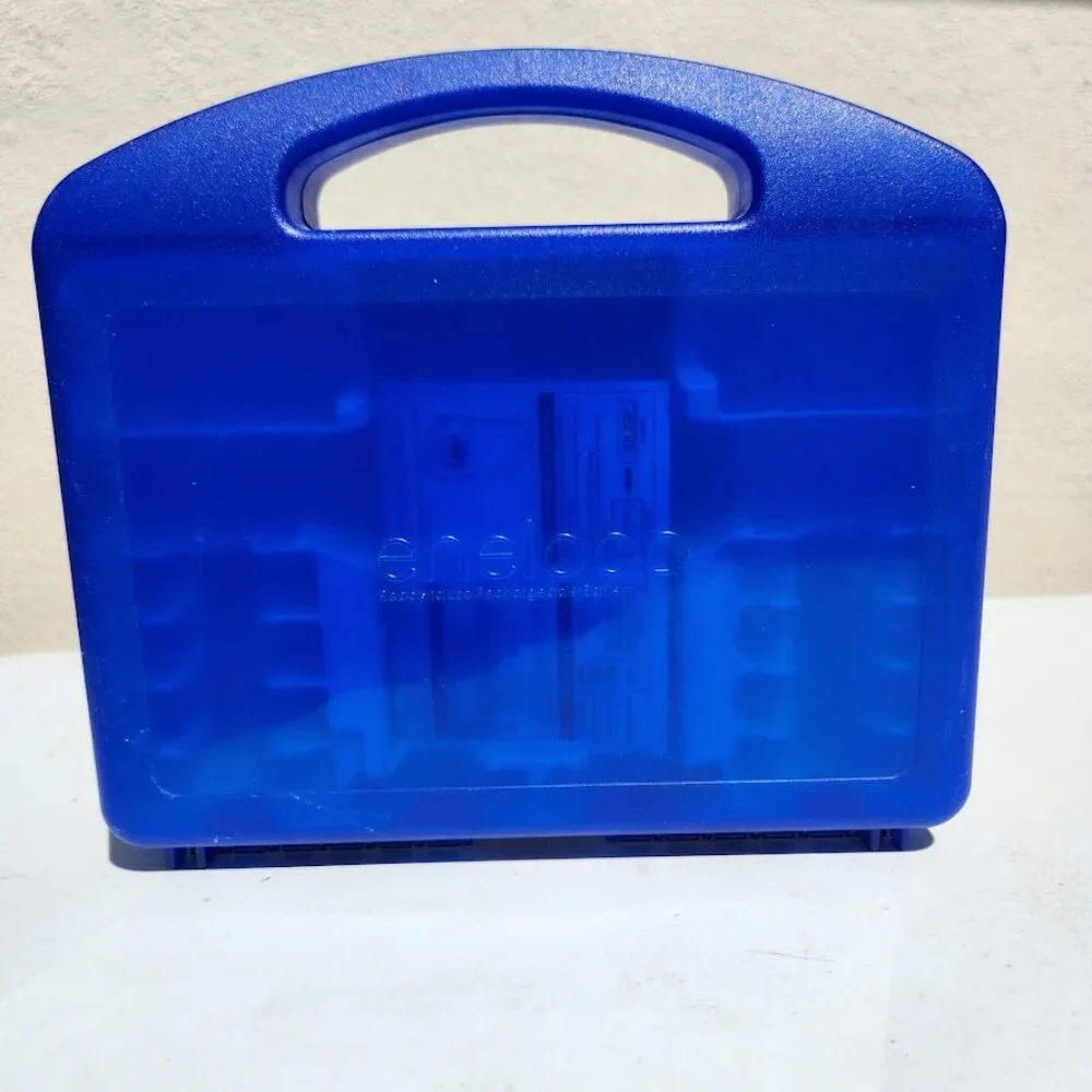 Sanyo Eneloop Battery and Charger Storage Case Batteries Organizer Hard Case Hol